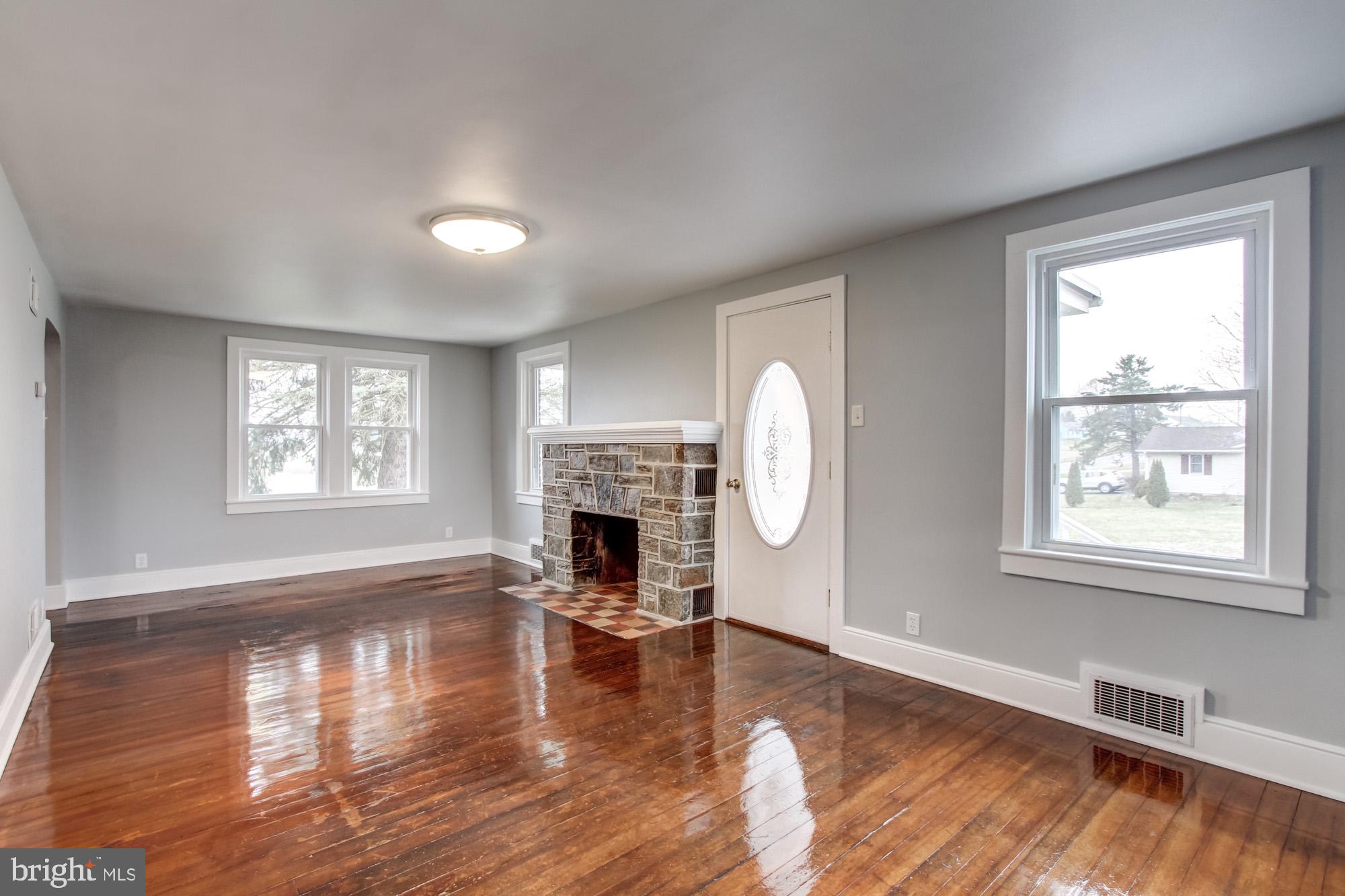 11239 Winterstown Road Red Lion, PA 17356 - Photo 3 of 28 Gallery Image 3