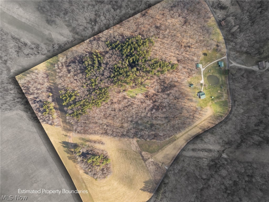2210 Scroll Road Southwest Carrollton, OH 44615 - Photo 38 of 48 Drone / aerial view