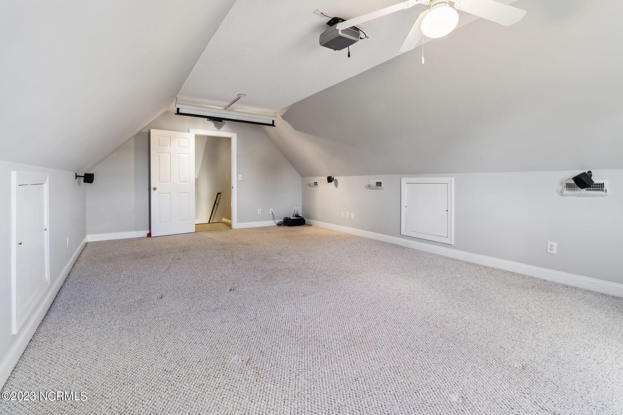 4592 Rountree Road Winterville, NC 28590 - Photo 26 of 31 31-web-or-mls-IMG_3494