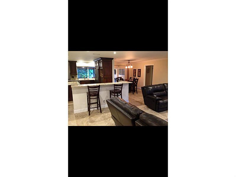 470 Northwest 8th Street Boca Raton, FL 33432 - Photo 5 of 34 Kitchen