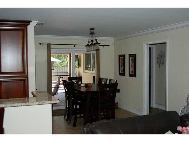 470 Northwest 8th Street Boca Raton, FL 33432 - Photo 10 of 34 Exterior Front