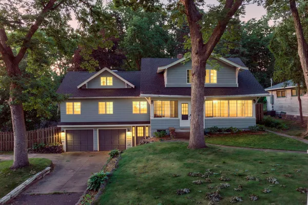$719,900 | 71 Fir Street, Mahtomedi, MN 55115