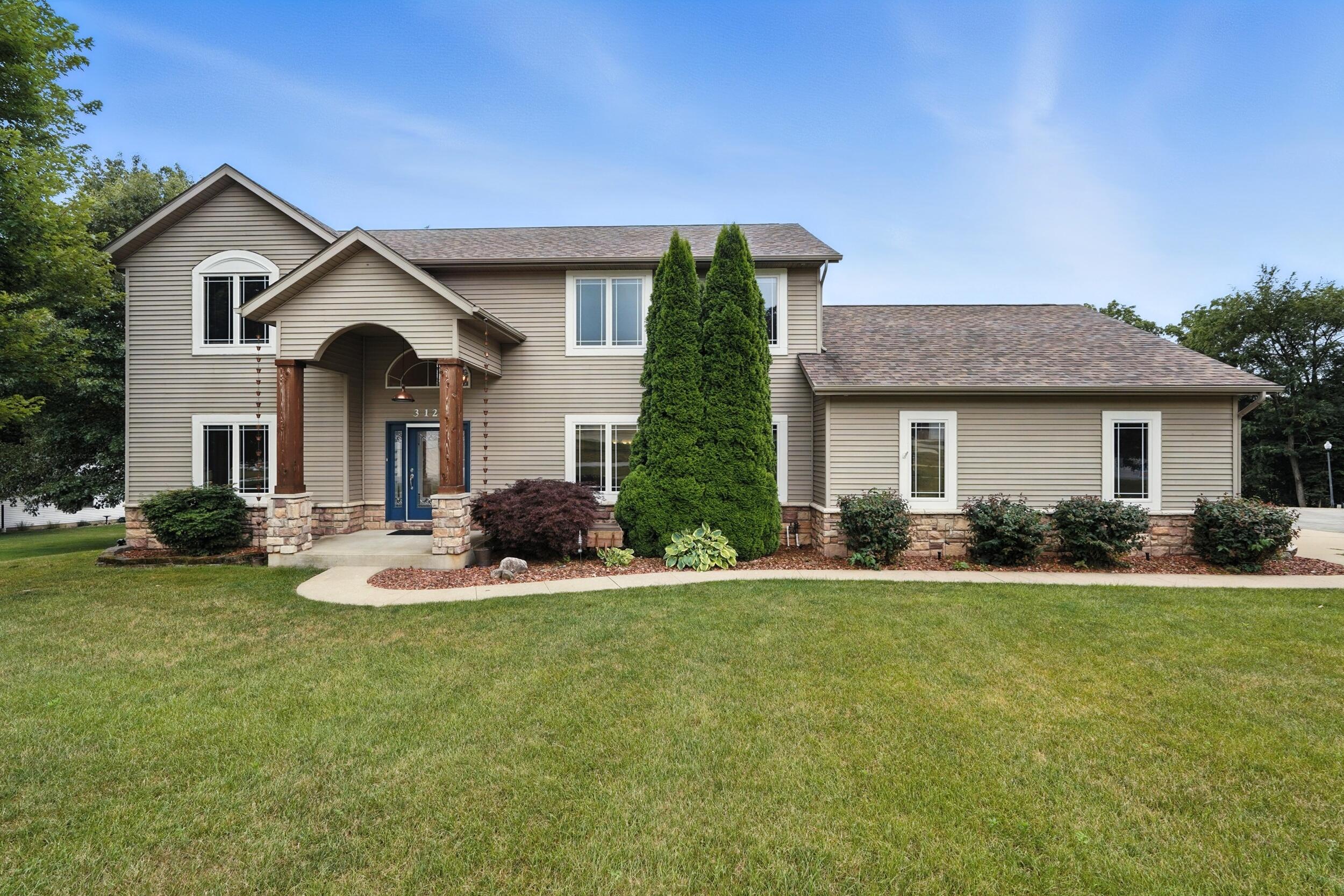 312 Rigg Street New Carlisle, IN 46552 - Photo 1 of 25 2500x1667