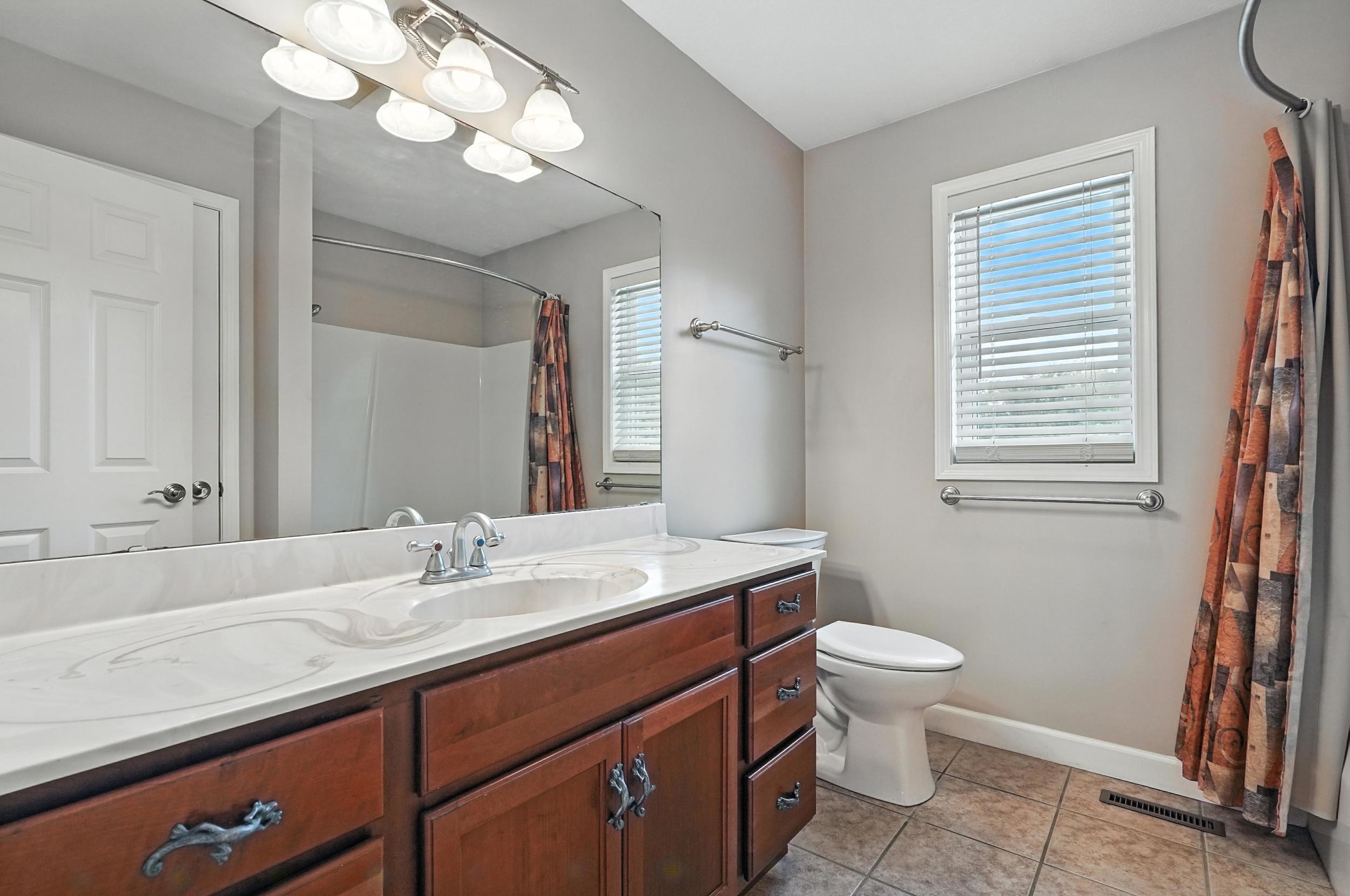 312 Rigg Street New Carlisle, IN 46552 - Photo 15 of 25 2500x1659