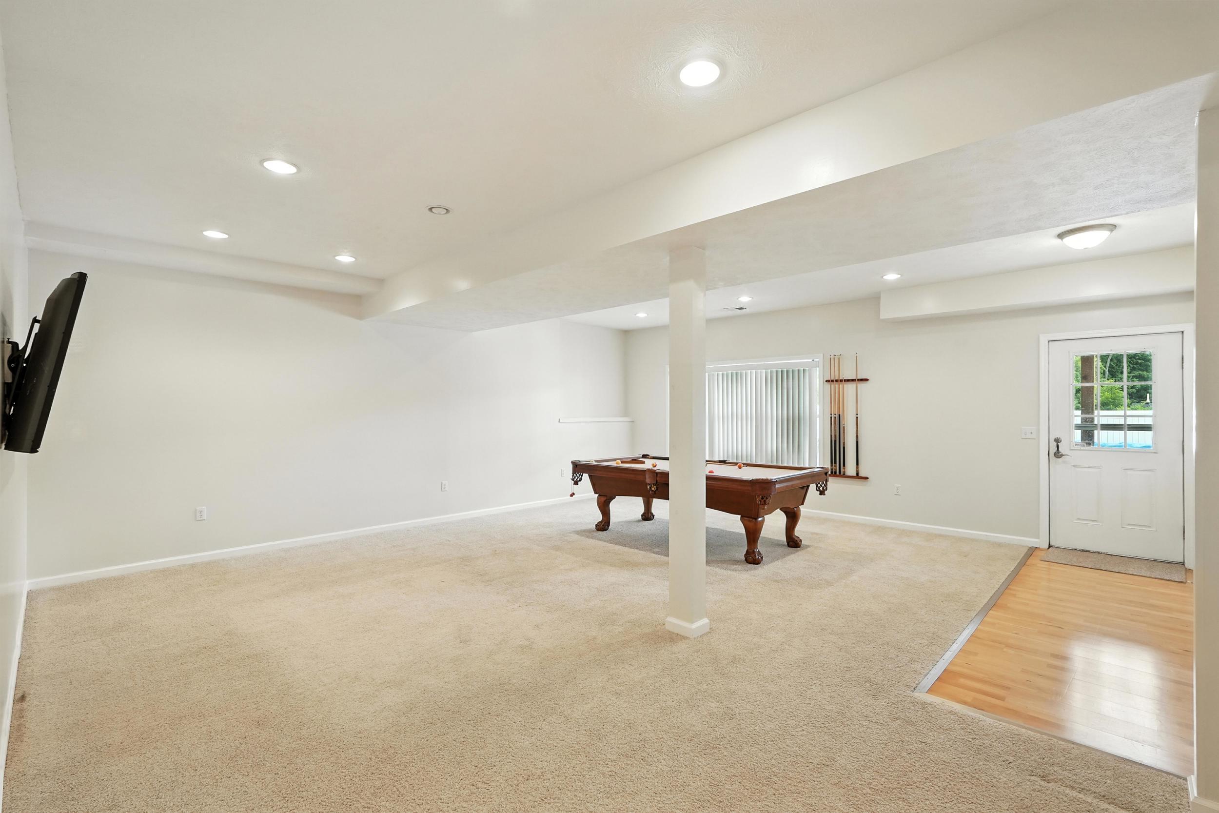 312 Rigg Street New Carlisle, IN 46552 - Photo 16 of 25 2500x1667