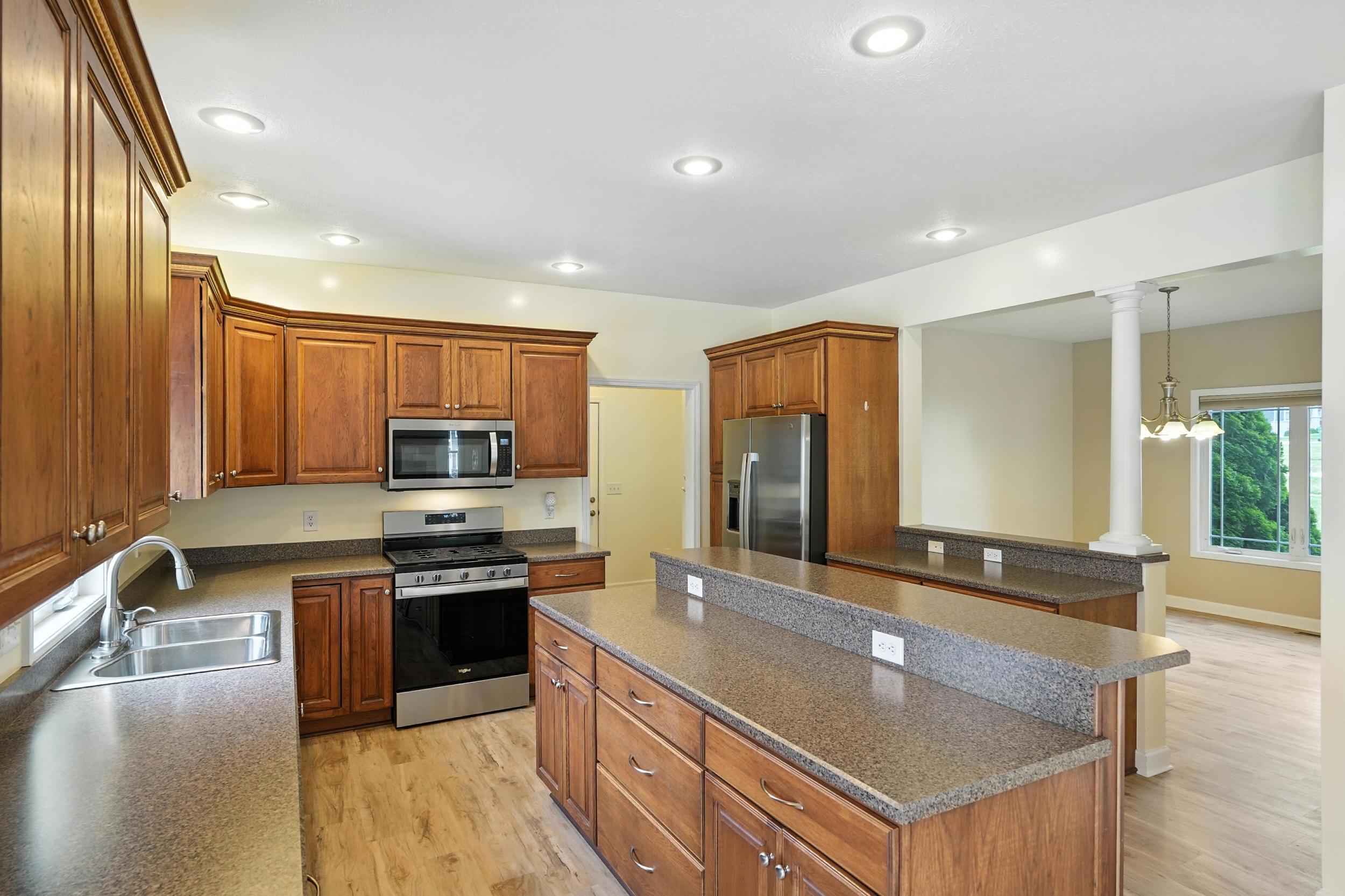 312 Rigg Street New Carlisle, IN 46552 - Photo 6 of 25 2500x1665