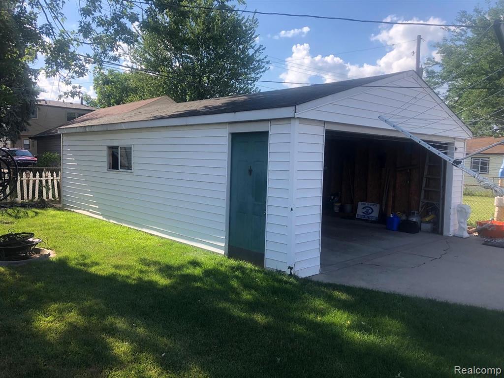 25956 Reeck Road Woodhaven, MI 48183 - Photo 17 of 19