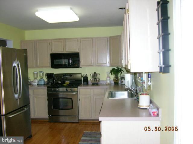 1608 Buckingham Road Harrisburg, PA 17111 - Photo 2 of 9 Gallery Image 2