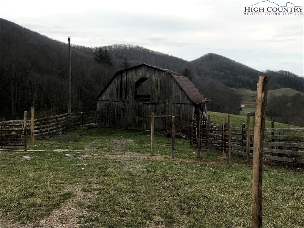 1720 Rock Fence Road Creston, NC 28615 - Photo 16 of 41 Gallery Image 16