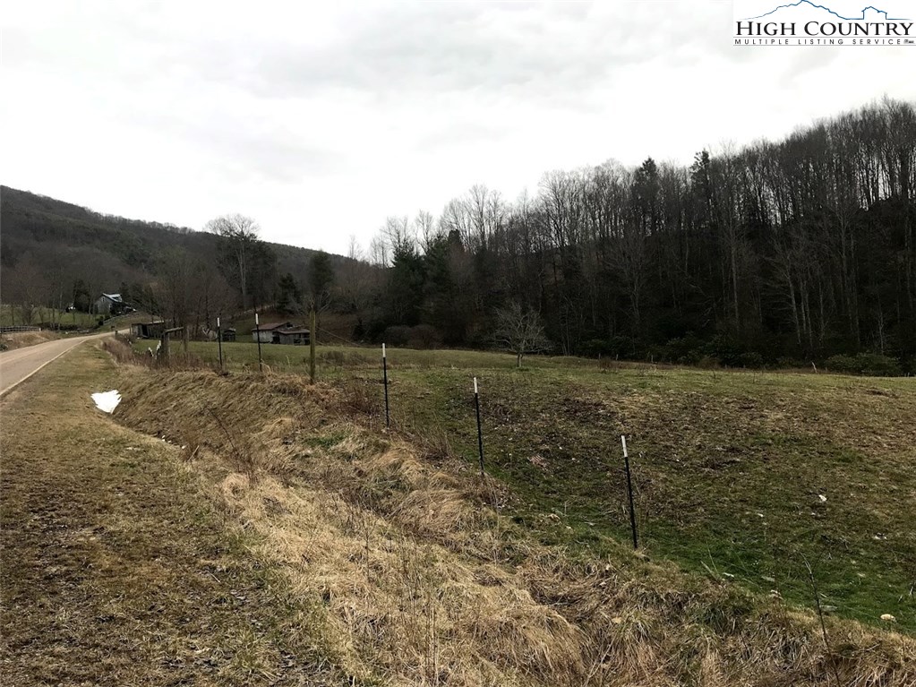 1720 Rock Fence Road Creston, NC 28615 - Photo 10 of 41 Gallery Image 10