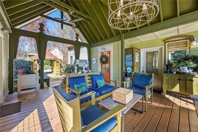 $750,000 | 243 Bluegill Road, Eatonton, GA 31024