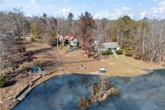 $750,000 | 243 Bluegill Road, Eatonton, GA 31024