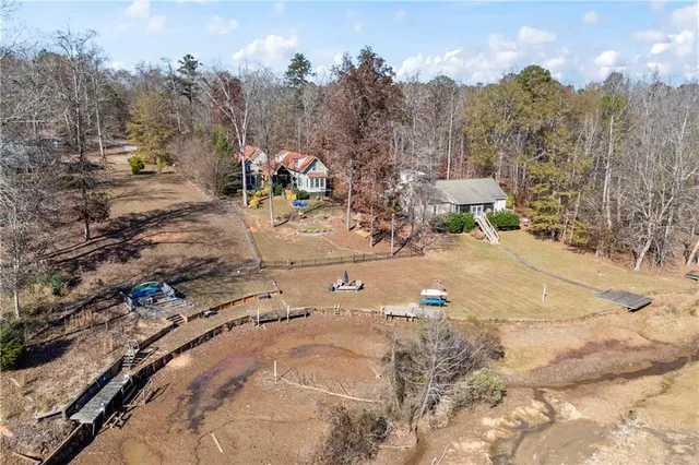 $750,000 | 243 Bluegill Road, Eatonton, GA 31024