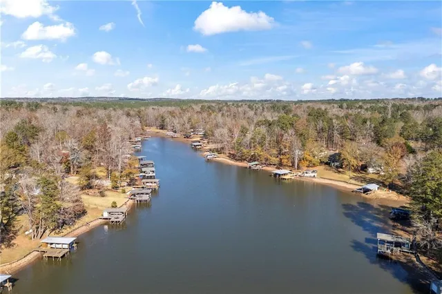 $750,000 | 243 Bluegill Road, Eatonton, GA 31024