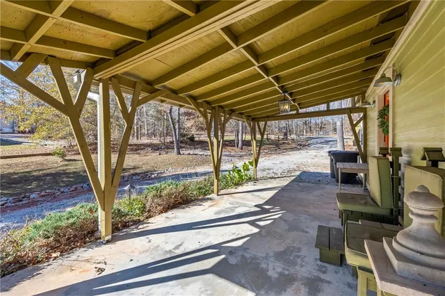 $750,000 | 243 Bluegill Road, Eatonton, GA 31024