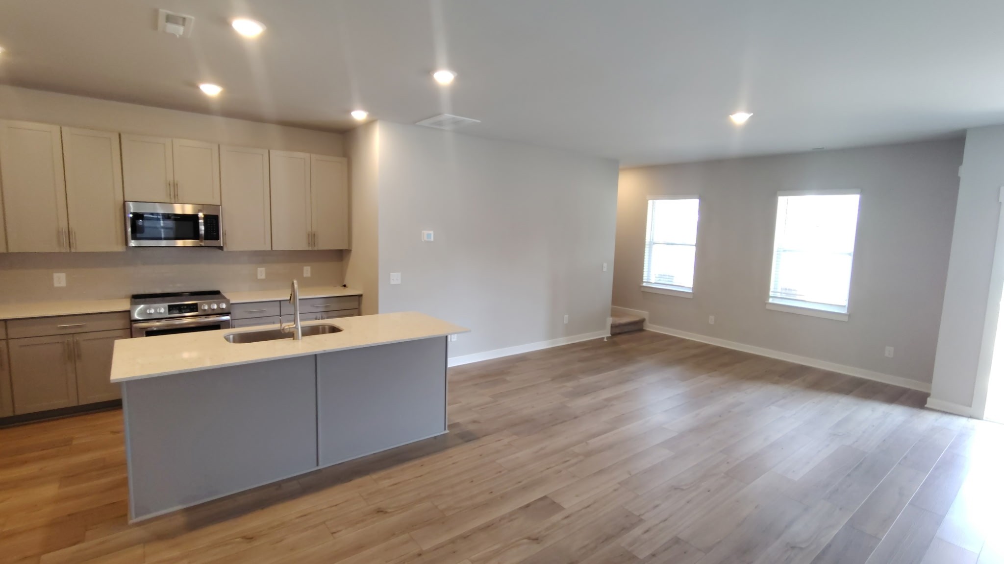 2280 Hospitality Lane Murfreesboro, TN 37128 - Photo 3 of 10