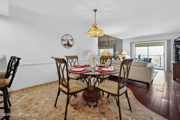 $334,900 | 4105 Ocean Beach Boulevard, Unit 524, Cocoa Beach, FL 32931