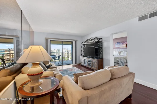 $334,900 | 4105 Ocean Beach Boulevard, Unit 524, Cocoa Beach, FL 32931