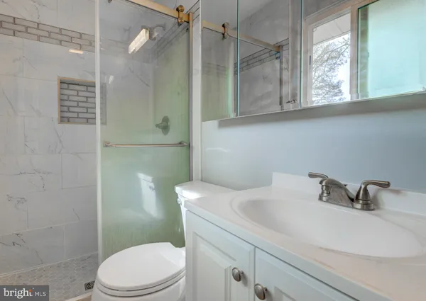 $3,950 | 6628 Adrian Street, Hyattsville, MD 20784