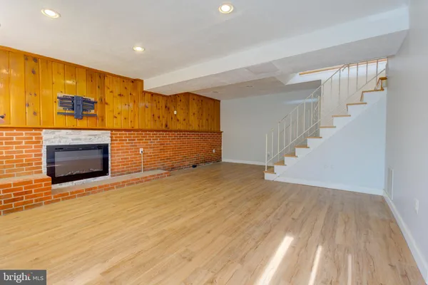 $3,950 | 6628 Adrian Street, Hyattsville, MD 20784