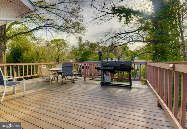 $3,950 | 6628 Adrian Street, Hyattsville, MD 20784