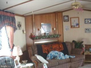 157 Hurst Road Ephrata, PA 17522 - Photo 3 of 5 Gallery Image 3