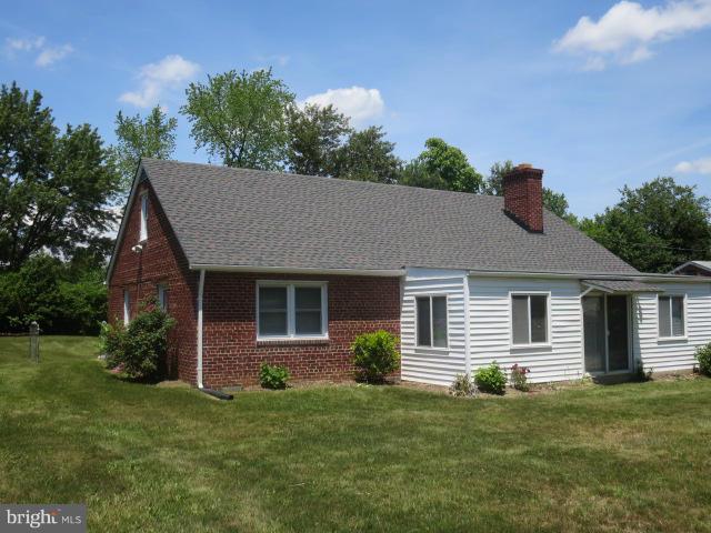 6102 Manor Road Clinton, MD 20735 - Photo 1 of 17 Exterior (Front)