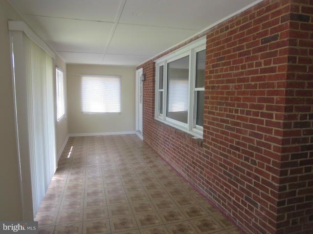 6102 Manor Road Clinton, MD 20735 - Photo 2 of 17 Interior (General)