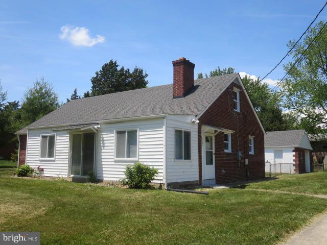 6102 Manor Road Clinton, MD 20735 - Photo 13 of 17 Exterior (Front)