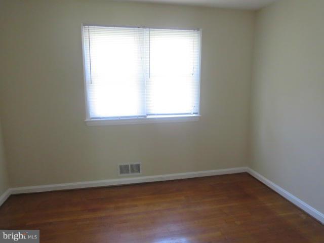 6102 Manor Road Clinton, MD 20735 - Photo 9 of 17 Bedroom
