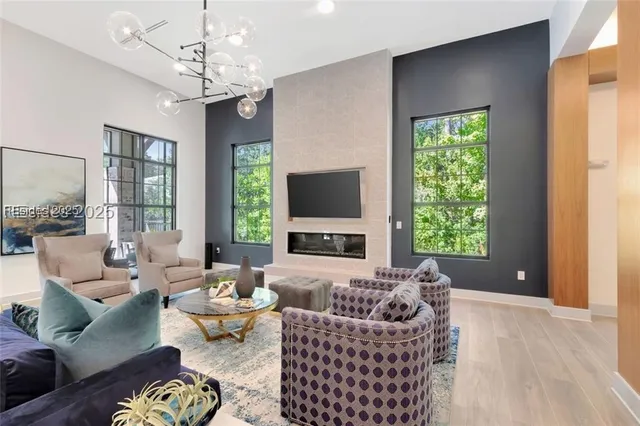 $2,045 | 55 Gardner Drive, Unit A2, Hilton Head Island, SC 29926