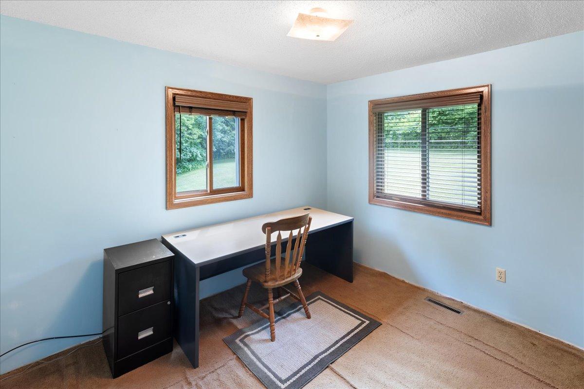 1396 Military Road Newport, MN 55055 - Photo 16 of 31