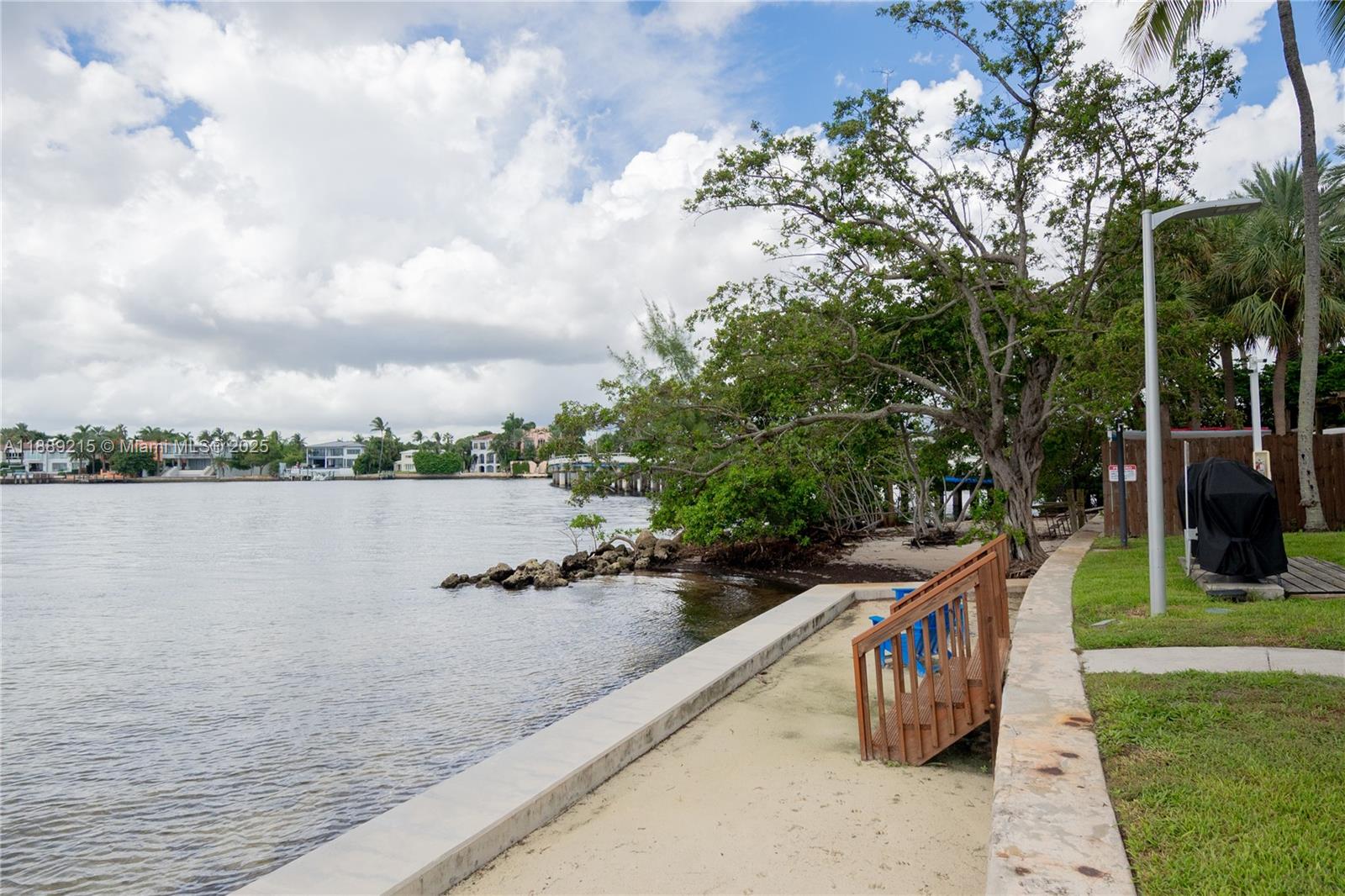 3 Grove Isle Drive, Unit C308 Miami, FL 33133 - Photo 50 of 54