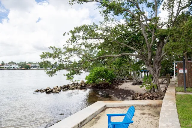 $1,250,000 | 3 Grove Isle Drive, Unit C308, Miami, FL 33133