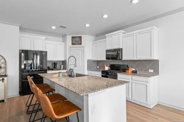 $370,000 | 13026 Vista Hollow, San Antonio, TX 78233