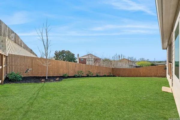 $370,000 | 13026 Vista Hollow, San Antonio, TX 78233