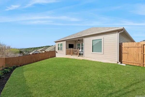 $370,000 | 13026 Vista Hollow, San Antonio, TX 78233