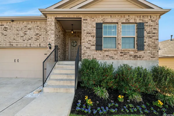 $370,000 | 13026 Vista Hollow, San Antonio, TX 78233