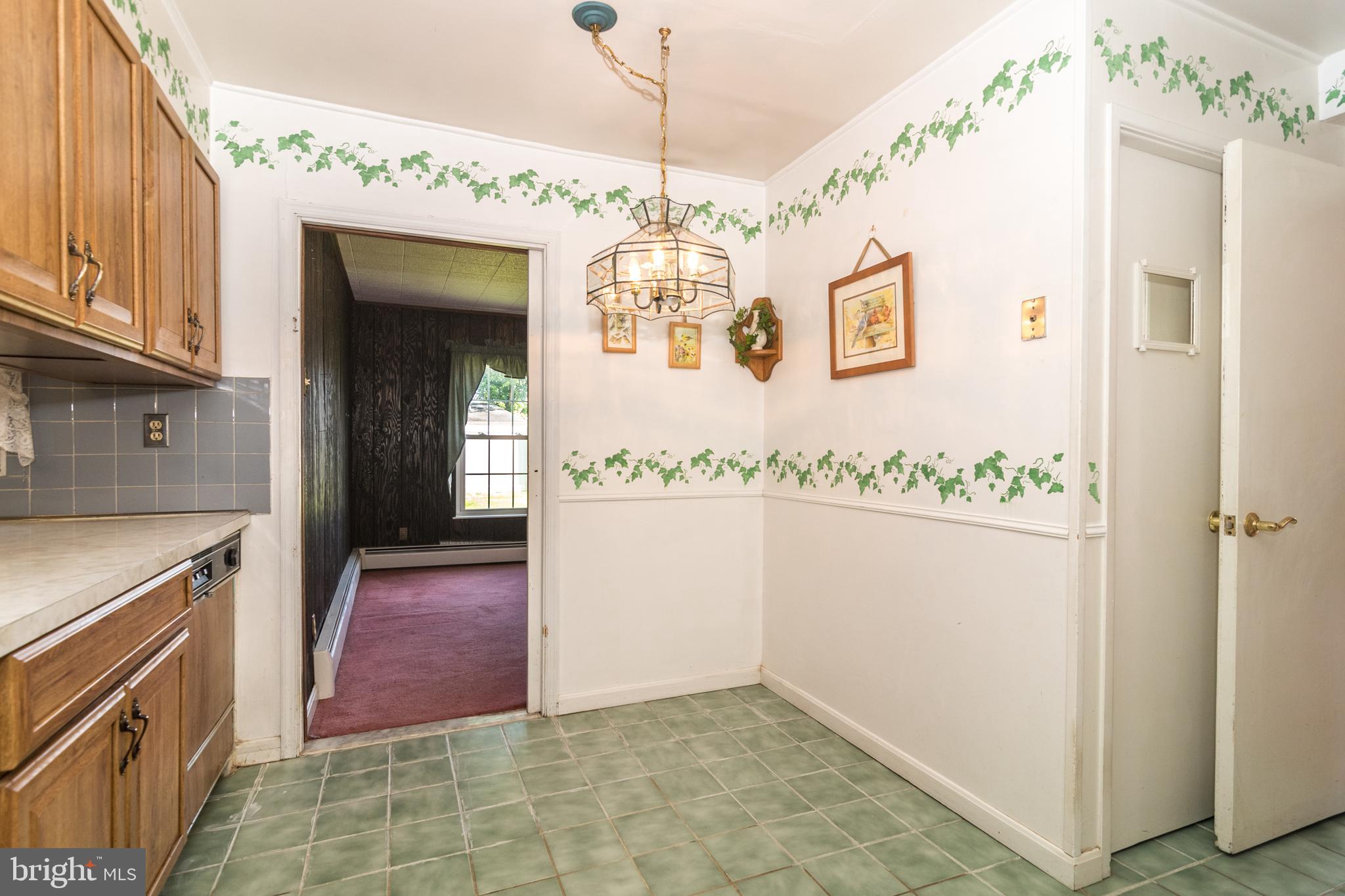 4 Tweed Road Levittown, PA 19056 - Photo 19 of 34 Entry to Family Room