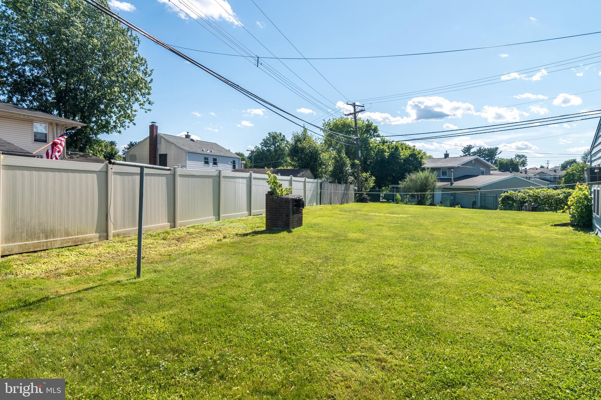 4 Tweed Road Levittown, PA 19056 - Photo 34 of 34 Backyard