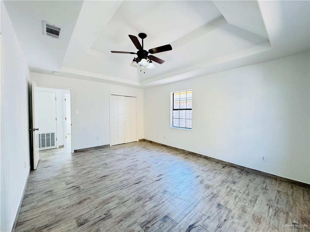 1505 Esperanza Avenue Hidalgo, TX 78557 - Photo 11 of 25 Primary bedroom view 2