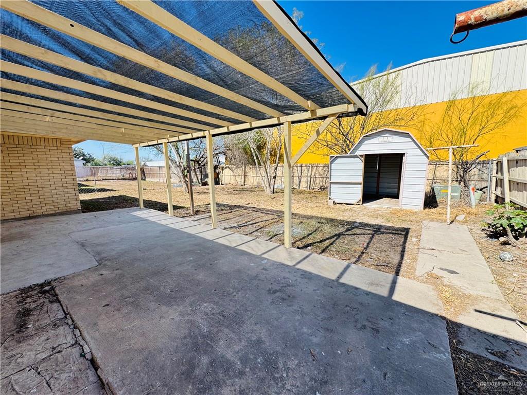 1505 Esperanza Avenue Hidalgo, TX 78557 - Photo 21 of 25 Back Patio