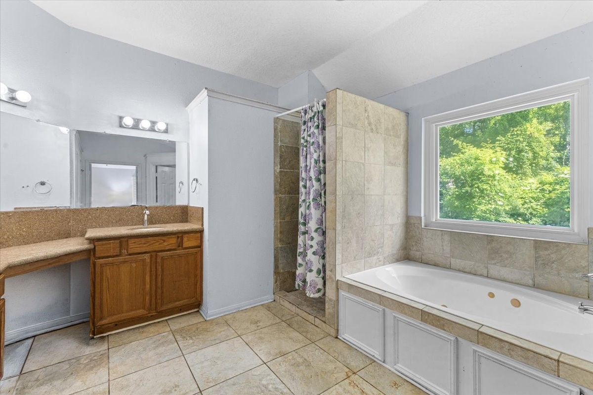 13501 Stowe Road Conroe, TX 77306 - Photo 15 of 25