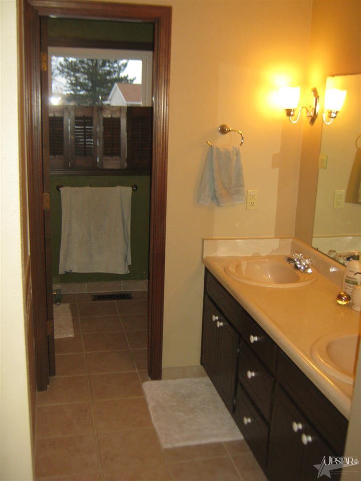 224 Ridgeview Place Bluffton, IN 46714 - Photo 21 of 25 Gallery Image 21