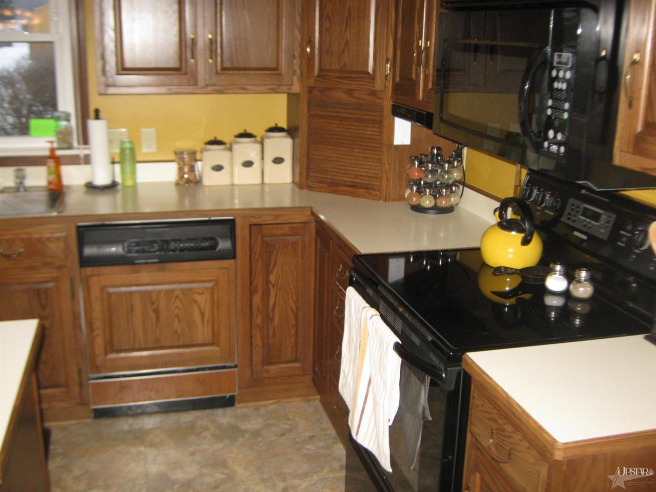 224 Ridgeview Place Bluffton, IN 46714 - Photo 6 of 25 Gallery Image 6