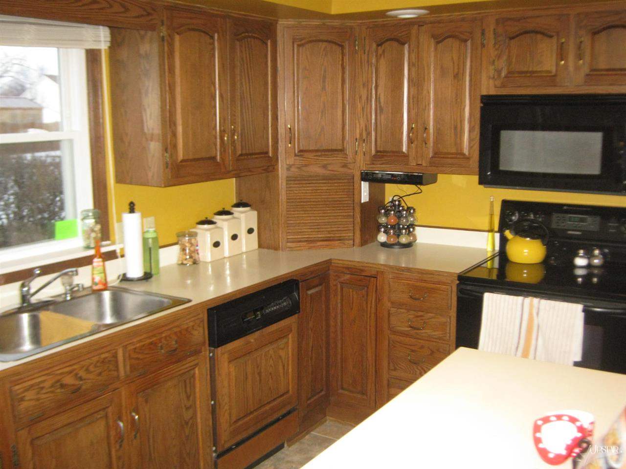 224 Ridgeview Place Bluffton, IN 46714 - Photo 7 of 25 Gallery Image 7