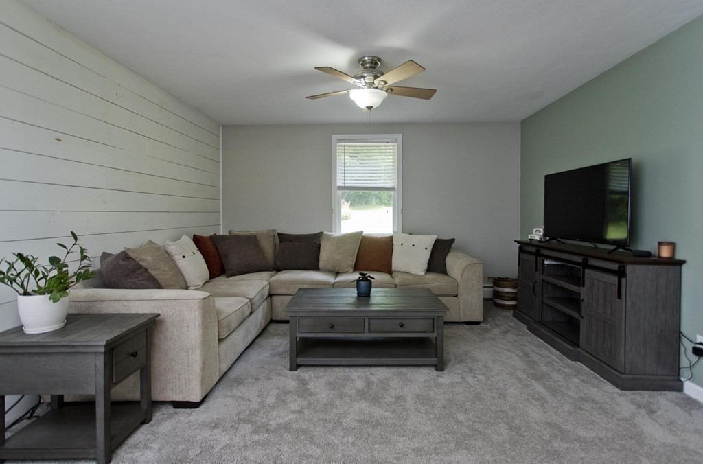 160 Warren Road Brimfield, MA 01010 - Photo 27 of 42