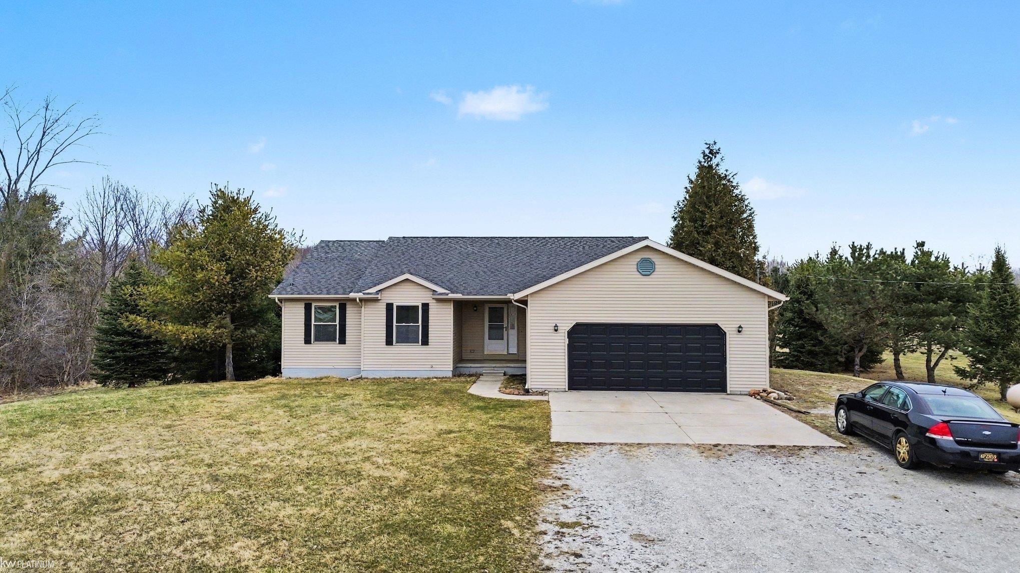 8696 Wildcat Road Jeddo, MI 48032 - Photo 3 of 31