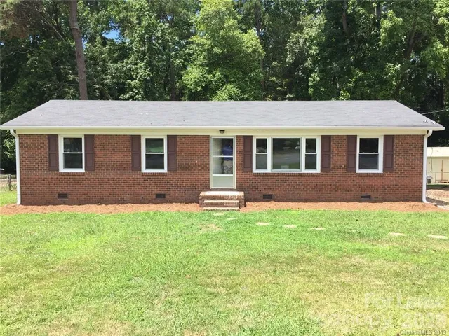 $1,650 | 122 Birchwood Drive, Wadesboro, NC 28170