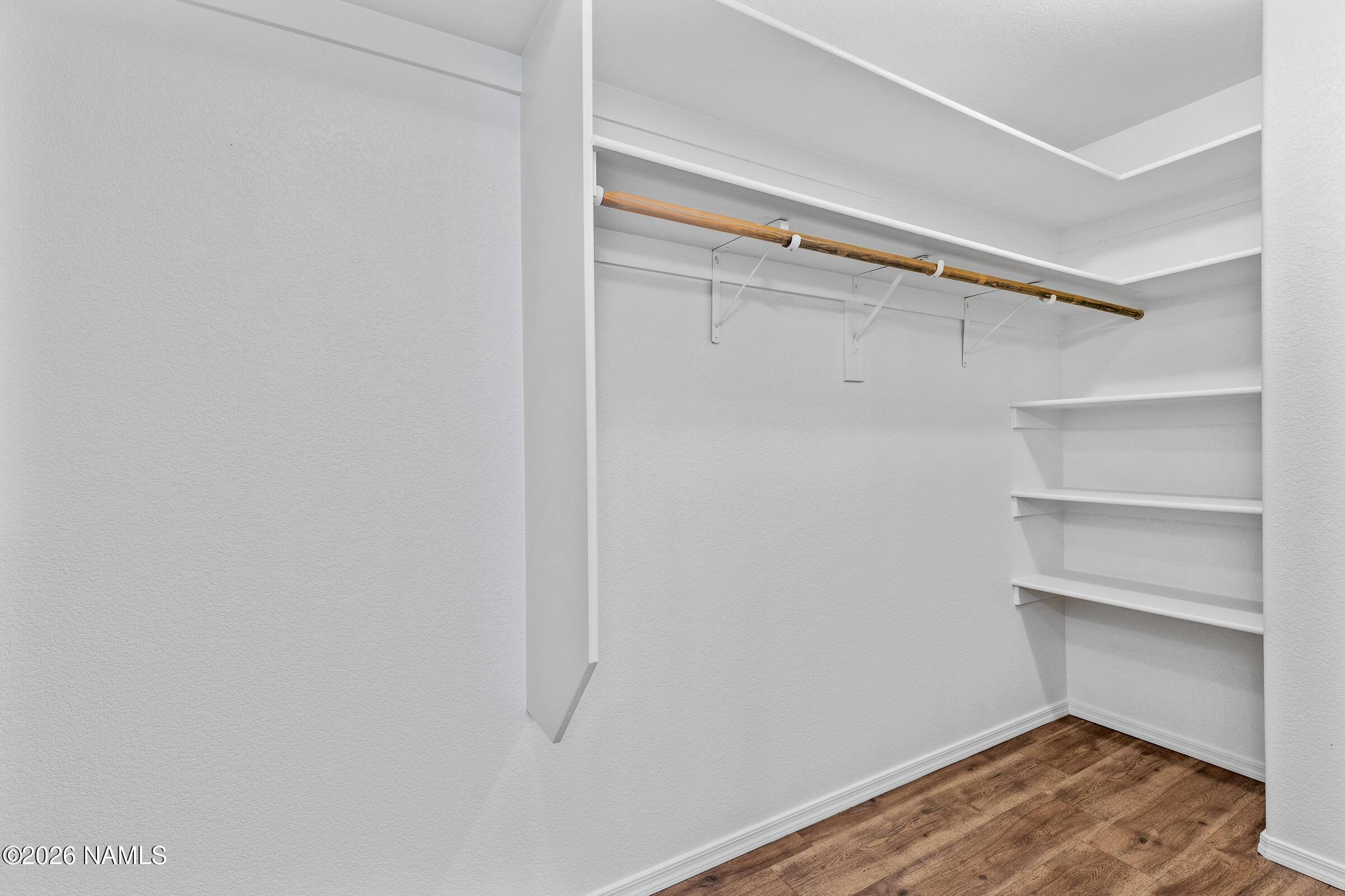 9748 North Aldrich Road Flagstaff, AZ 86004 - Photo 21 of 37 Primary Closet